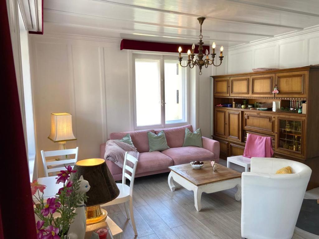 Bed and Breakfast Chasa Sassalbo Poschiavo Esterno foto